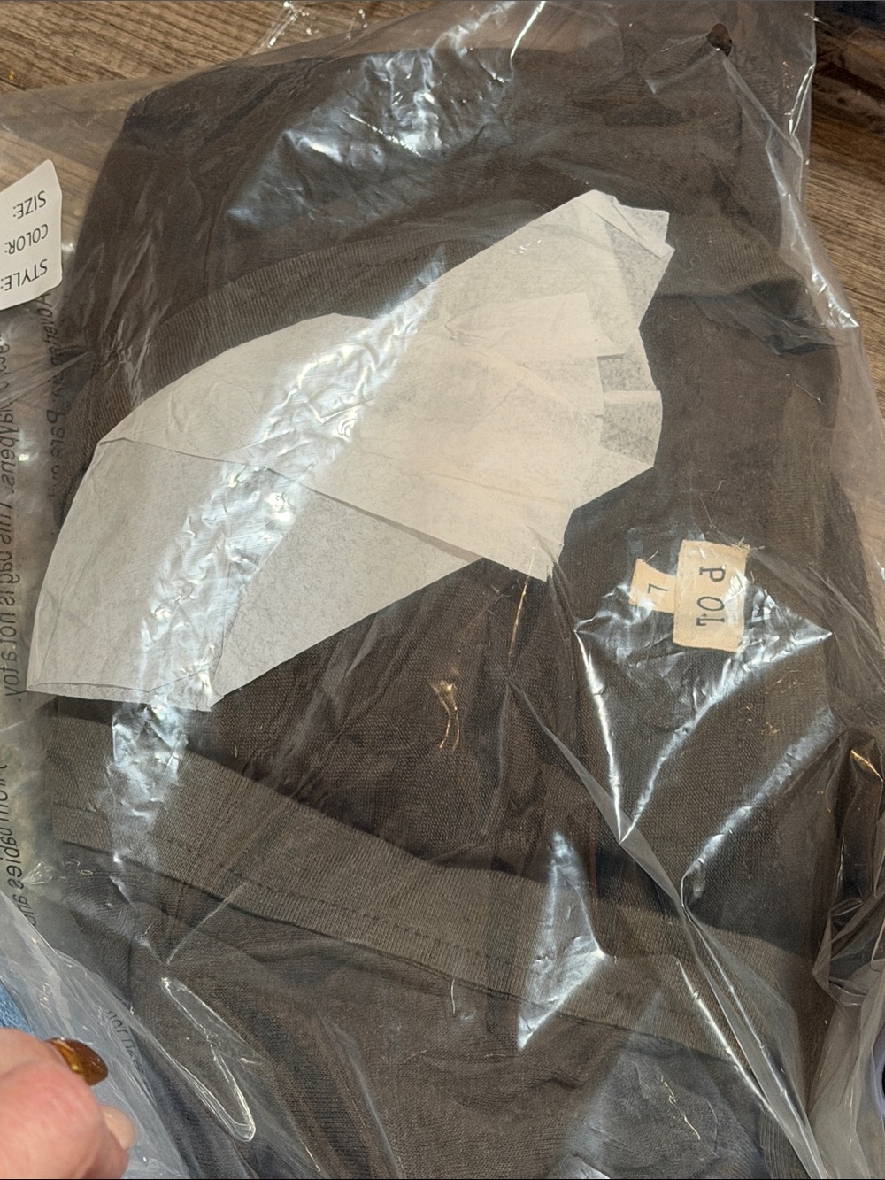 POL Olive Oversized V-Neck Short Sleeve Tee - Picture 4 of 6